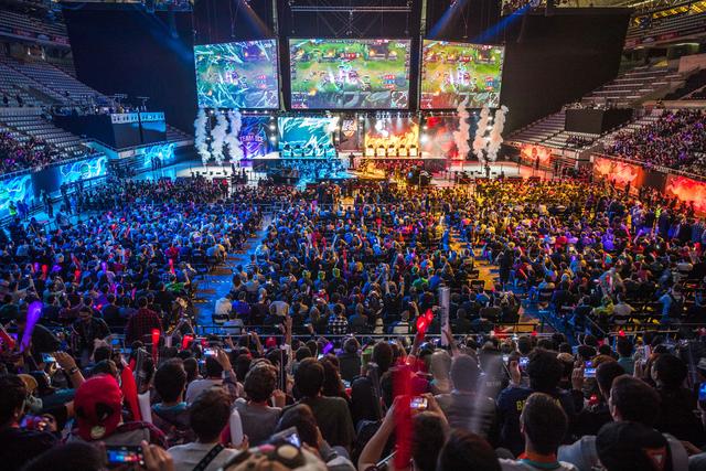 Anyone's Legend 击败 ThunderTalk Gaming ， Ninjas in Pyjamas 战胜 FunPlus Phoenix 在 LPL Split 2 2025