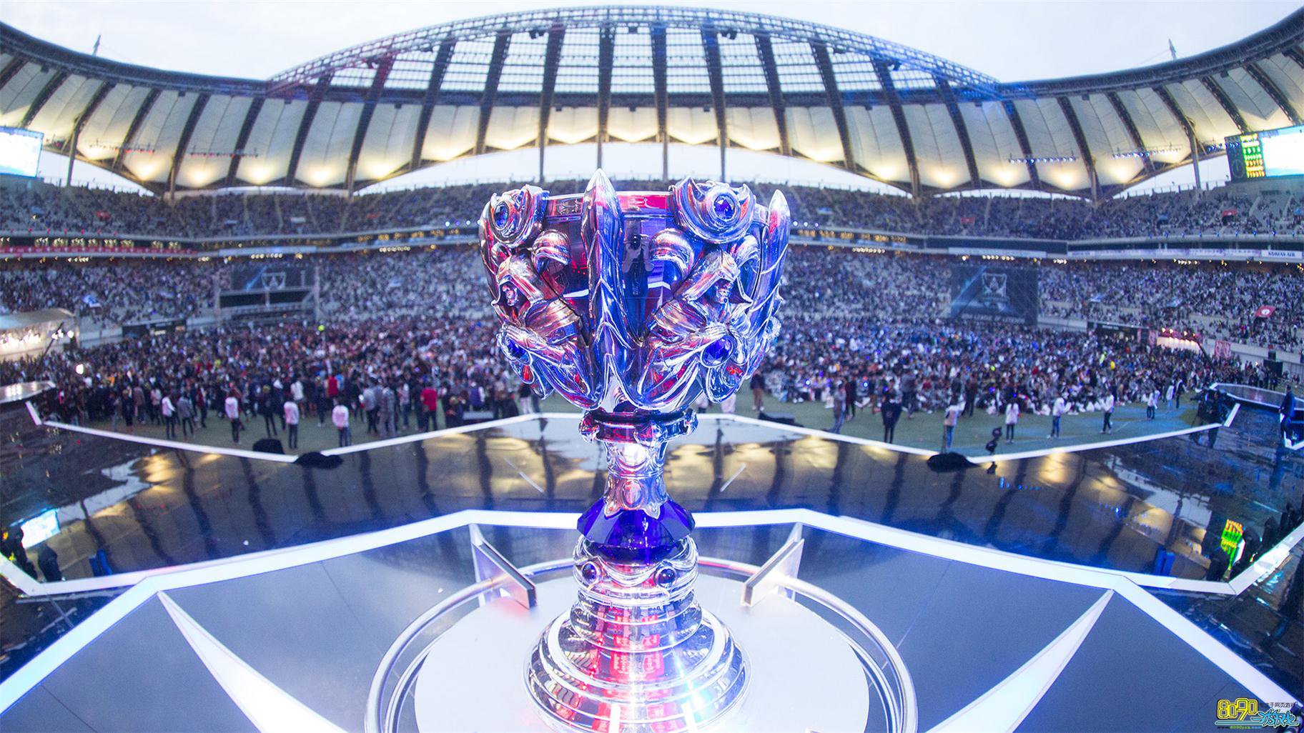 CSGO世界排名更新，Navi重夺第一宝座，s1mple开嘲