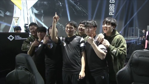 mezii ： 我们仍然对第八次进入决赛感到遗憾，但团队在稳步成长